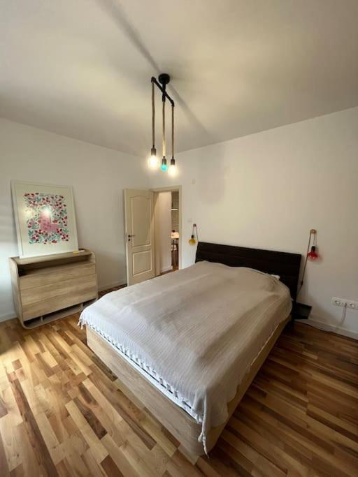 Family Friendly Downtown Apart София Екстериор снимка
